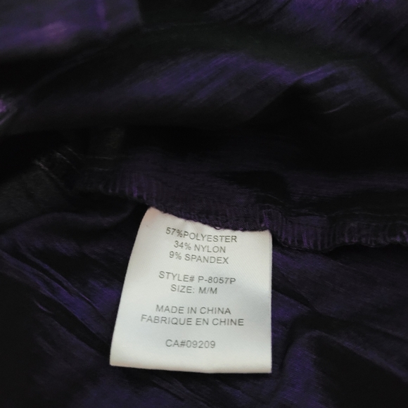 Medium Cleo Petite Blouse in Metallic Purple - Picture 6 of 7